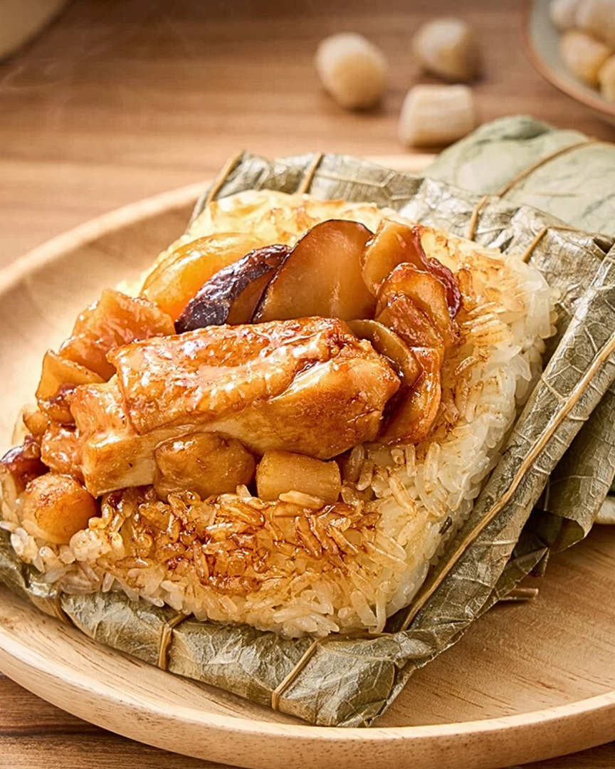 Sticky Rice with Chestnut/Chicken Wrapped