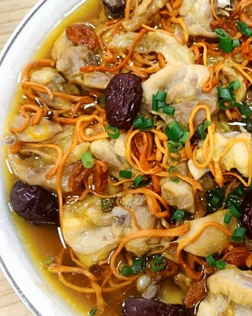 Cordyceps Flower and Goji Chicken