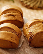 Load image into Gallery viewer, Brown Sugar Steamed Bun