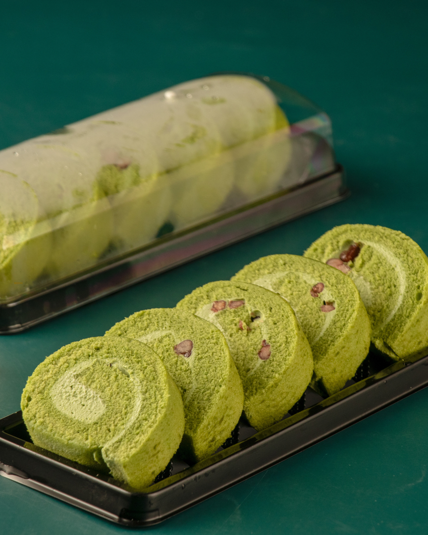 抹茶红豆瑞士卷蛋糕